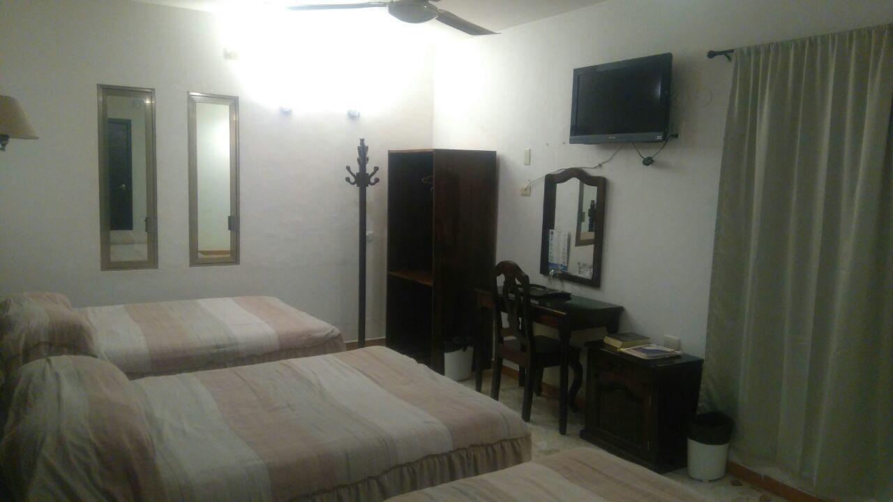 Hotel Claudia Macuspana Exterior foto